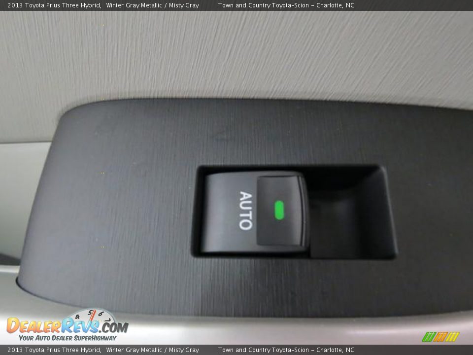 2013 Toyota Prius Three Hybrid Winter Gray Metallic / Misty Gray Photo #8