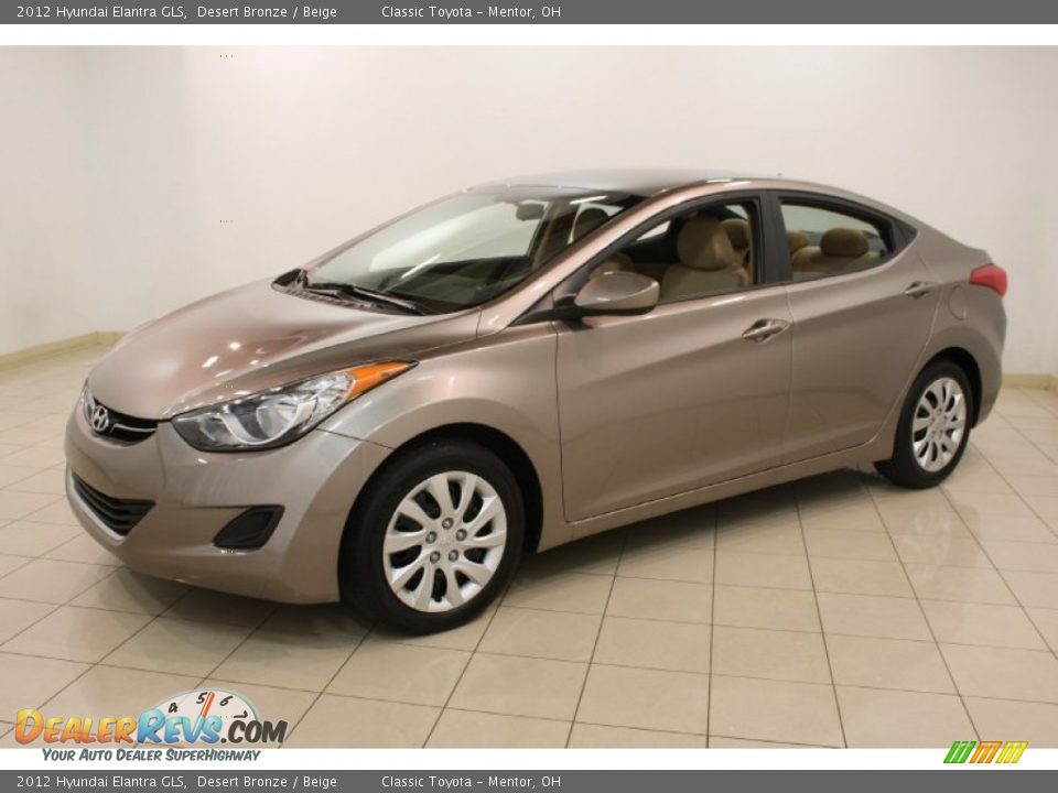 Front 3/4 View of 2012 Hyundai Elantra GLS Photo #3
