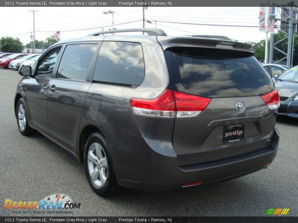 2011 Toyota Sienna LE Predawn Gray Mica / Light Gray Photo #4
