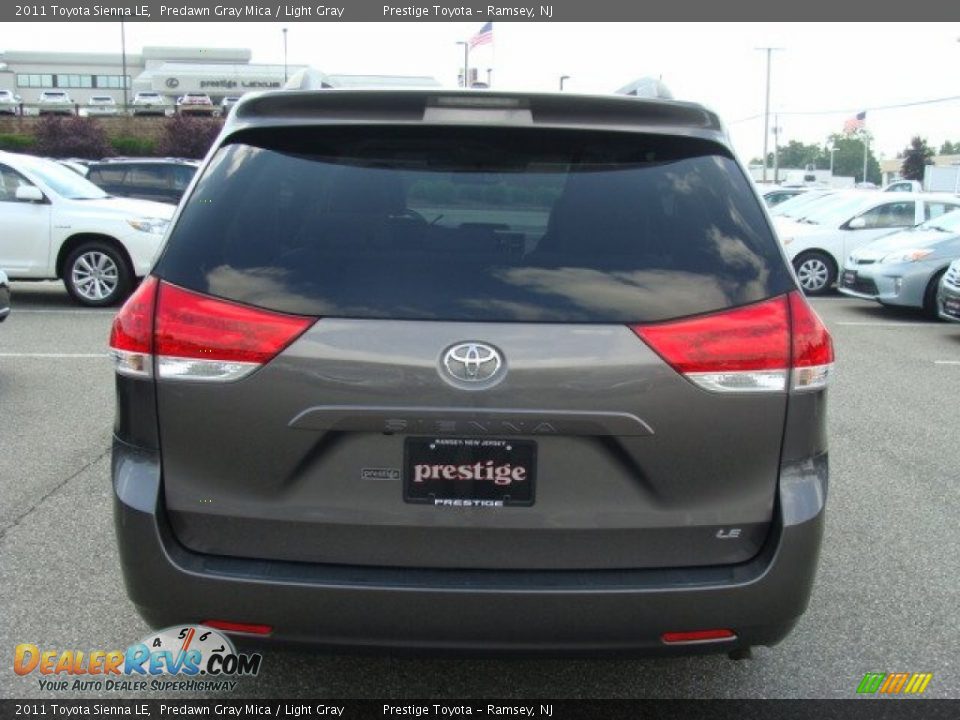 2011 Toyota Sienna LE Predawn Gray Mica / Light Gray Photo #5