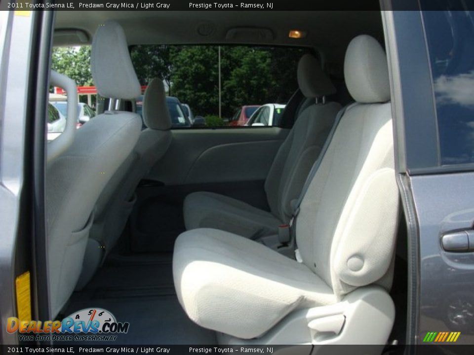 2011 Toyota Sienna LE Predawn Gray Mica / Light Gray Photo #13