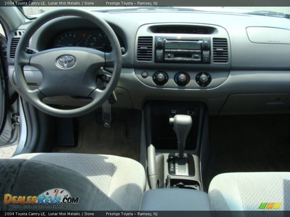 2004 Toyota Camry LE Lunar Mist Metallic / Stone Photo #9