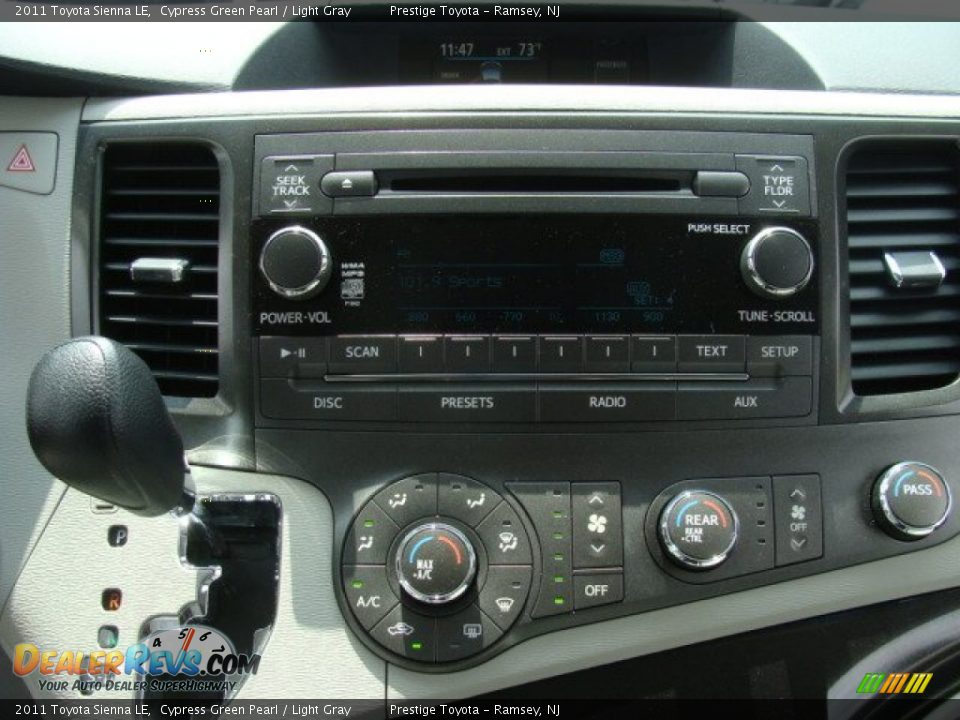 2011 Toyota Sienna LE Cypress Green Pearl / Light Gray Photo #11