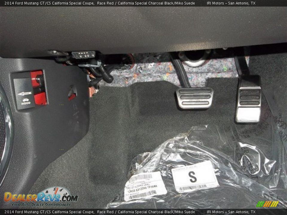 2014 Ford Mustang GT/CS California Special Coupe Race Red / California Special Charcoal Black/Miko Suede Photo #20