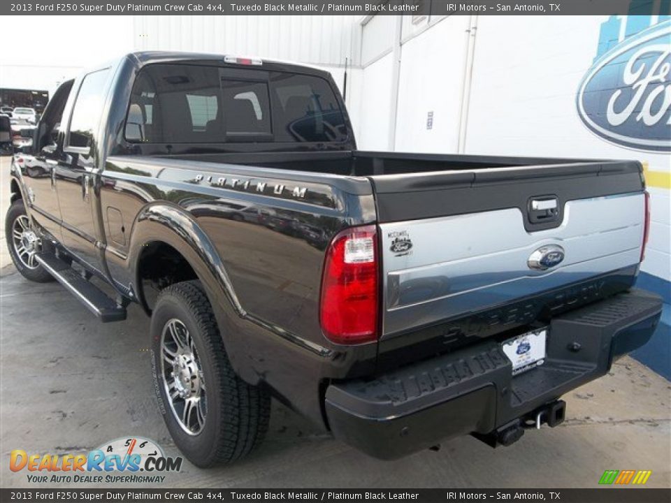 2013 Ford F250 Super Duty Platinum Crew Cab 4x4 Tuxedo Black Metallic / Platinum Black Leather Photo #4