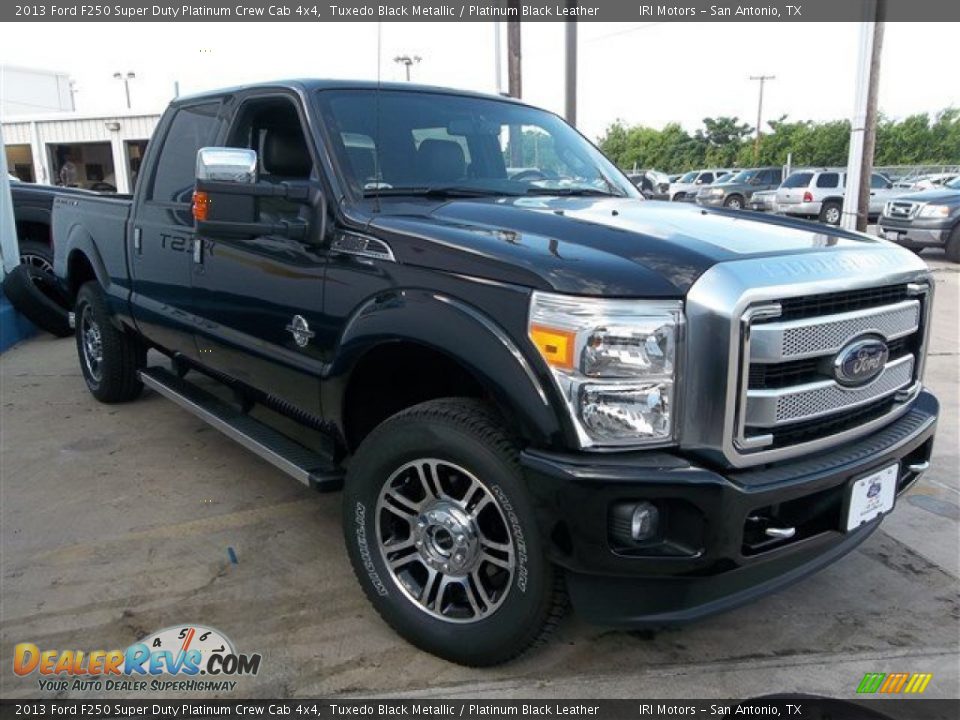 2013 Ford F250 Super Duty Platinum Crew Cab 4x4 Tuxedo Black Metallic / Platinum Black Leather Photo #7