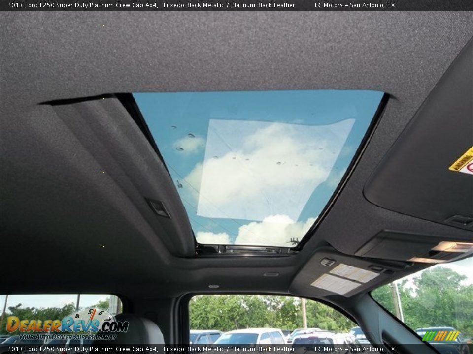 2013 Ford F250 Super Duty Platinum Crew Cab 4x4 Tuxedo Black Metallic / Platinum Black Leather Photo #13