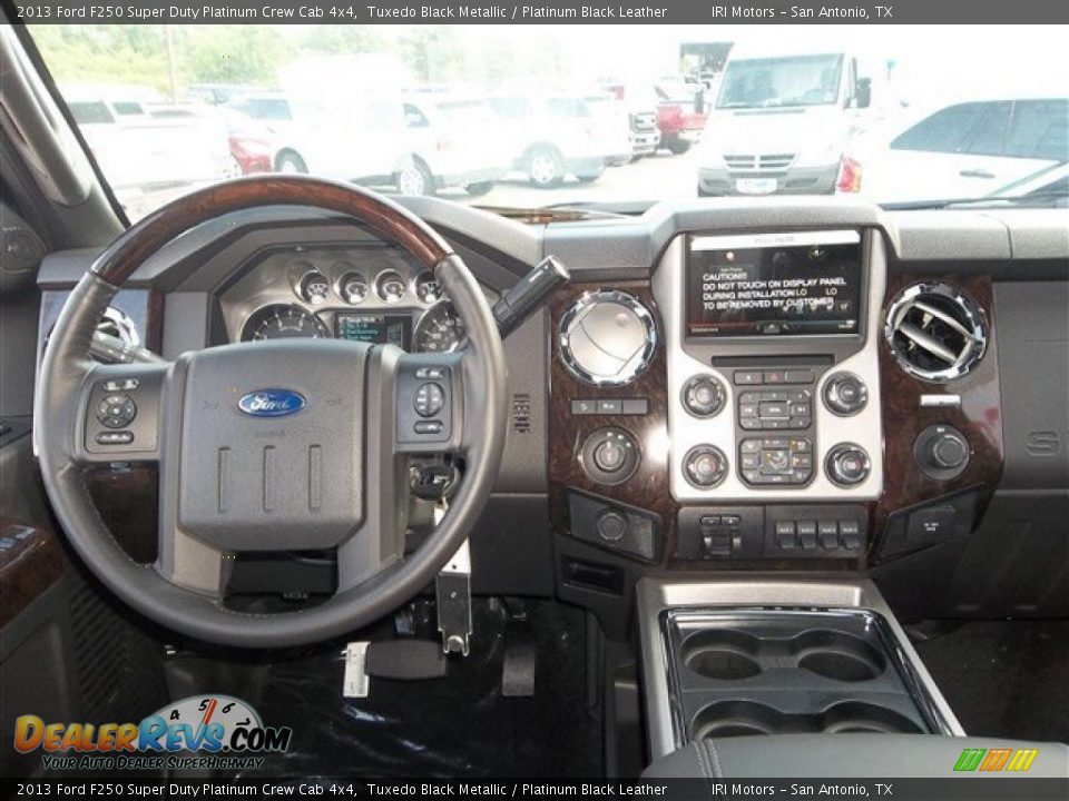 2013 Ford F250 Super Duty Platinum Crew Cab 4x4 Tuxedo Black Metallic / Platinum Black Leather Photo #16