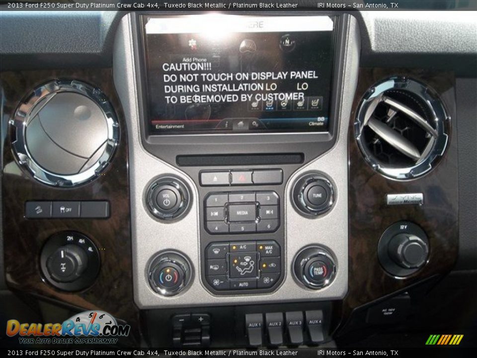 2013 Ford F250 Super Duty Platinum Crew Cab 4x4 Tuxedo Black Metallic / Platinum Black Leather Photo #25