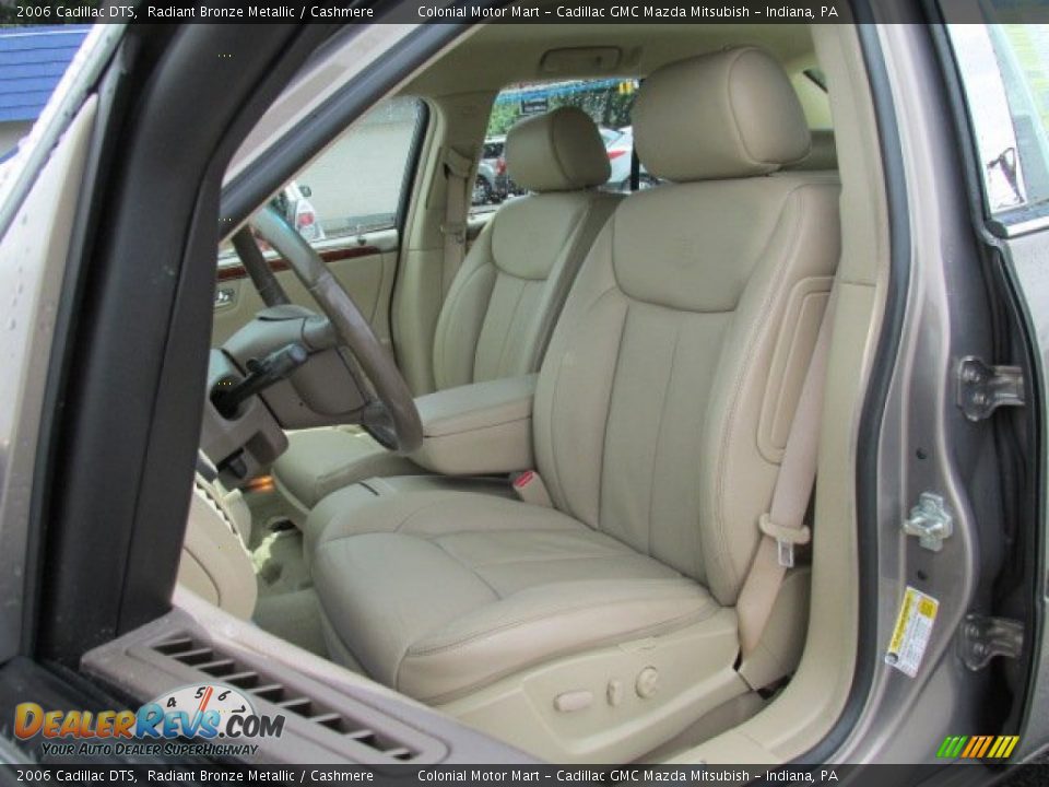 2006 Cadillac DTS Radiant Bronze Metallic / Cashmere Photo #11