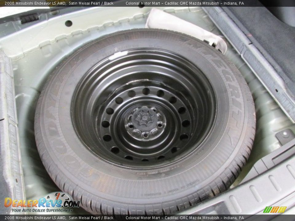2008 Mitsubishi Endeavor LS AWD Satin Meisai Pearl / Black Photo #17