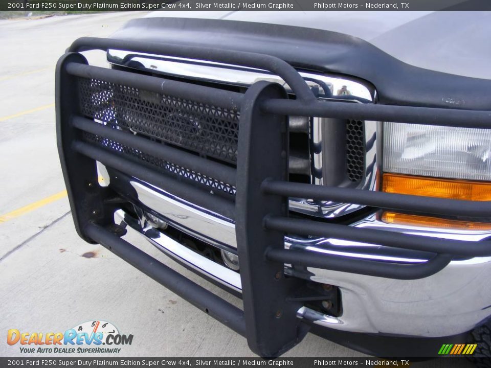 2001 Ford F250 Super Duty Platinum Edition Super Crew 4x4 Silver Metallic / Medium Graphite Photo #10
