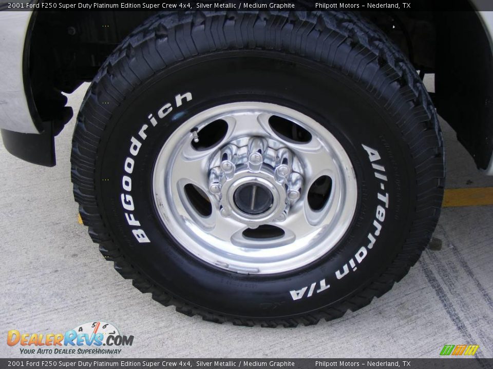 2001 Ford F250 Super Duty Platinum Edition Super Crew 4x4 Silver Metallic / Medium Graphite Photo #13