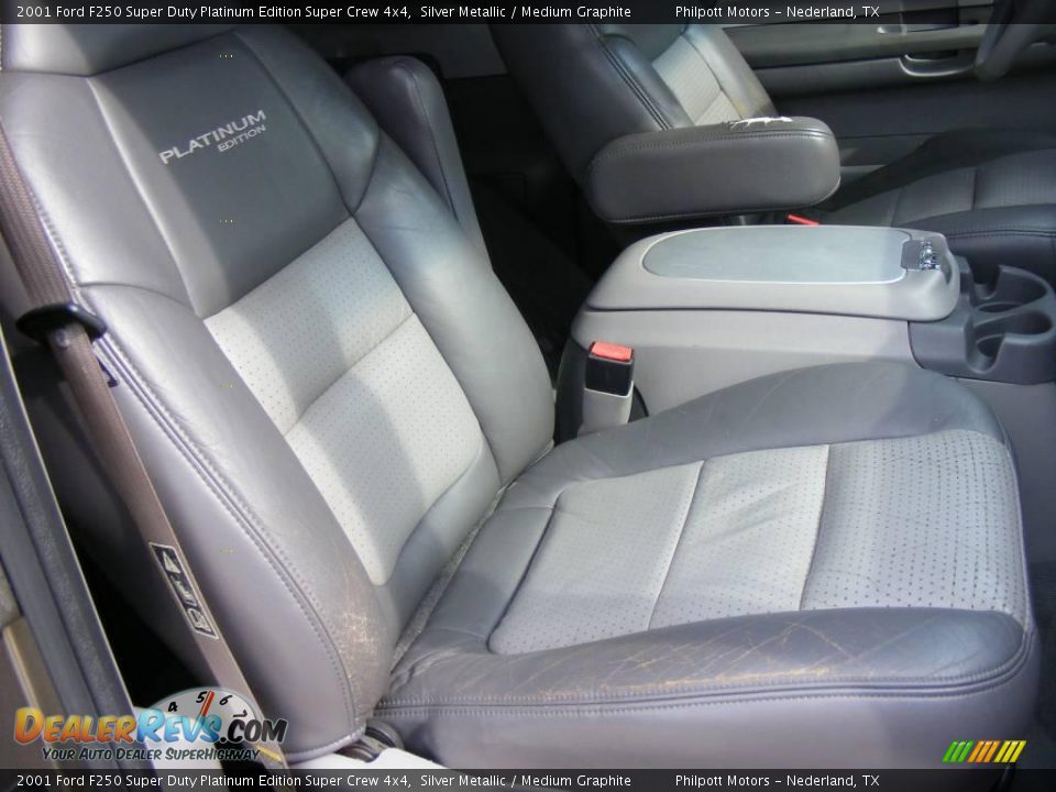 2001 Ford F250 Super Duty Platinum Edition Super Crew 4x4 Silver Metallic / Medium Graphite Photo #27