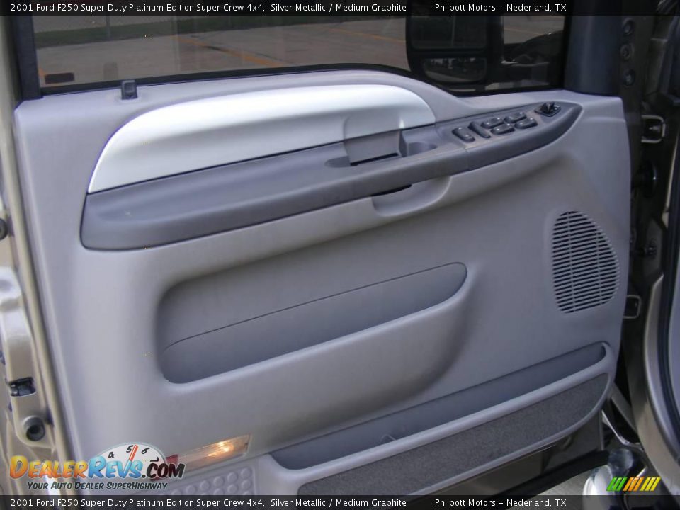 2001 Ford F250 Super Duty Platinum Edition Super Crew 4x4 Silver Metallic / Medium Graphite Photo #35