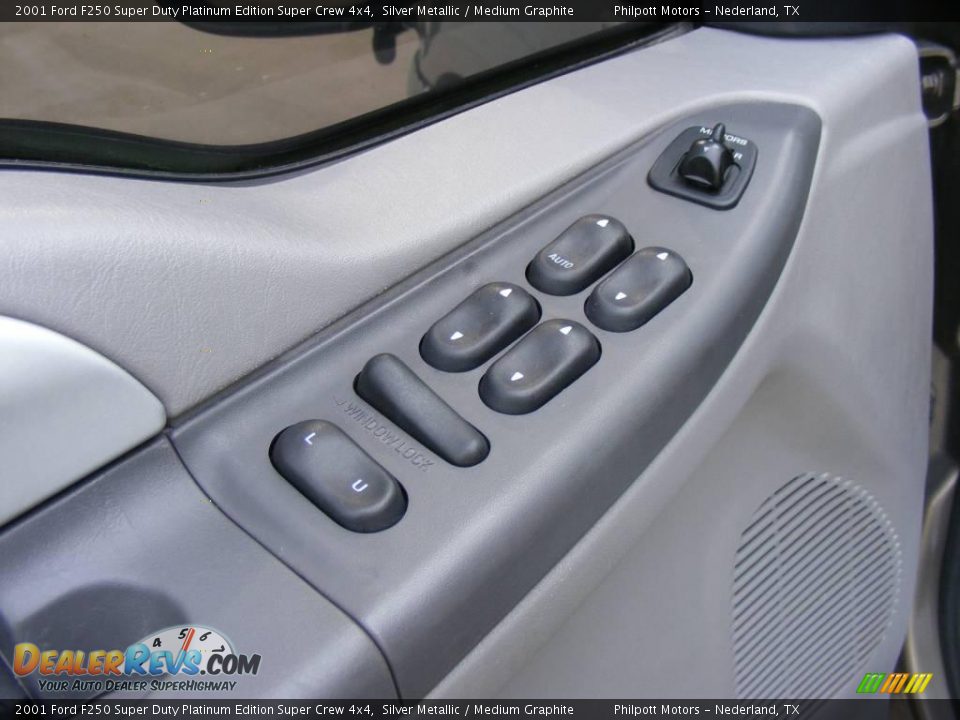 2001 Ford F250 Super Duty Platinum Edition Super Crew 4x4 Silver Metallic / Medium Graphite Photo #36