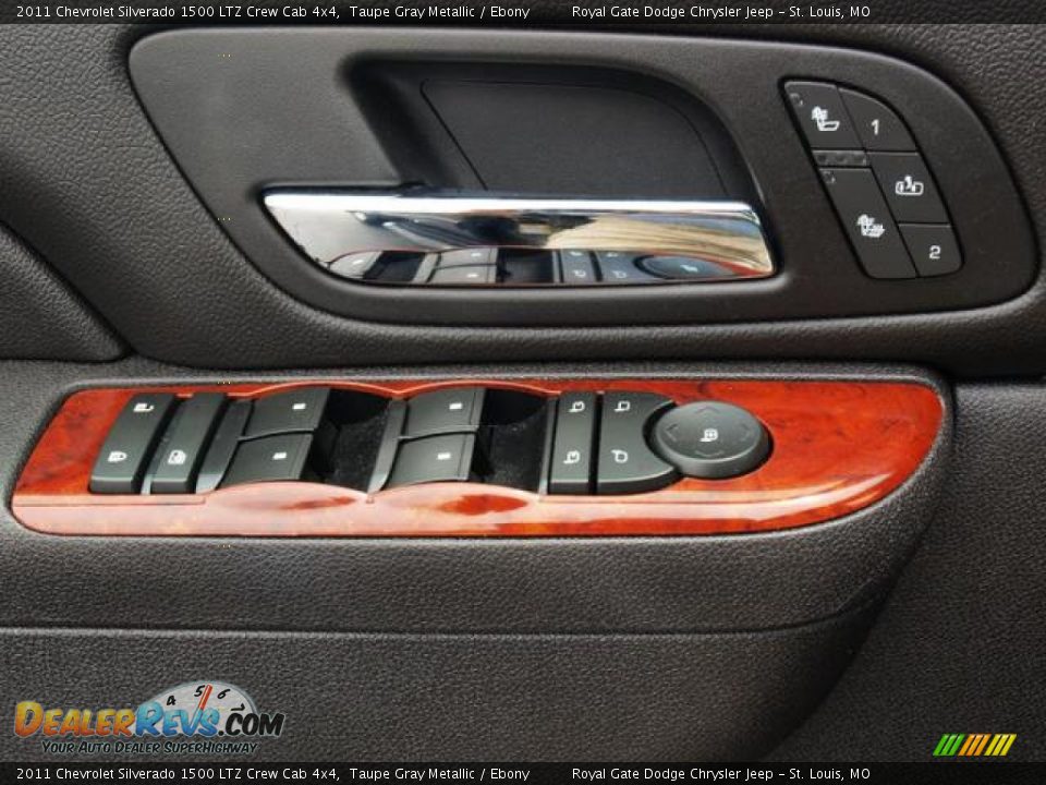 2011 Chevrolet Silverado 1500 LTZ Crew Cab 4x4 Taupe Gray Metallic / Ebony Photo #15