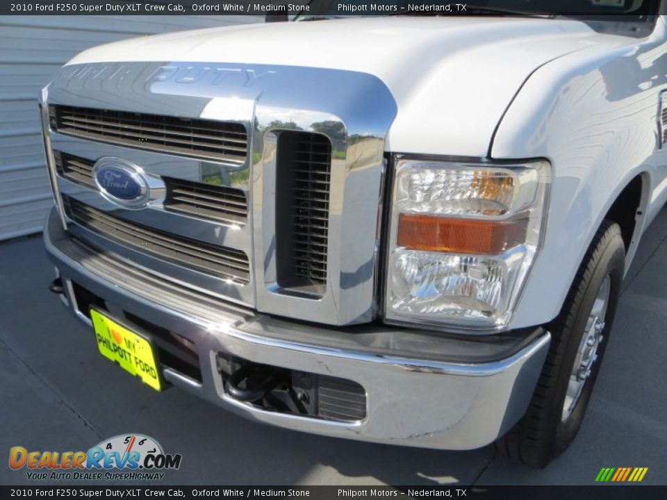 2010 Ford F250 Super Duty XLT Crew Cab Oxford White / Medium Stone Photo #10