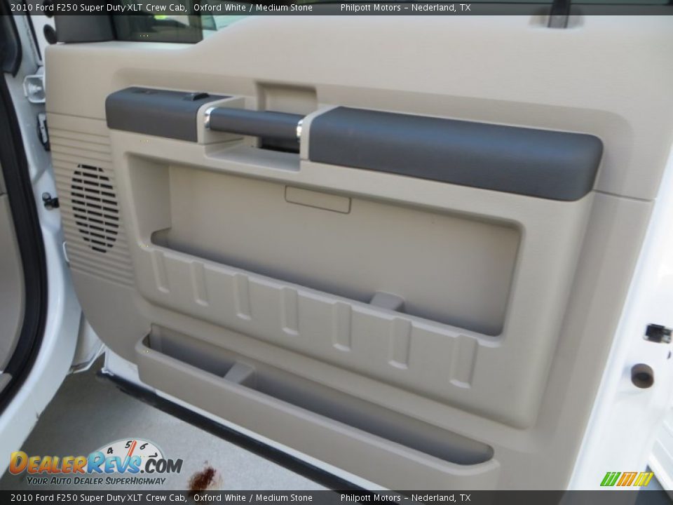 2010 Ford F250 Super Duty XLT Crew Cab Oxford White / Medium Stone Photo #21