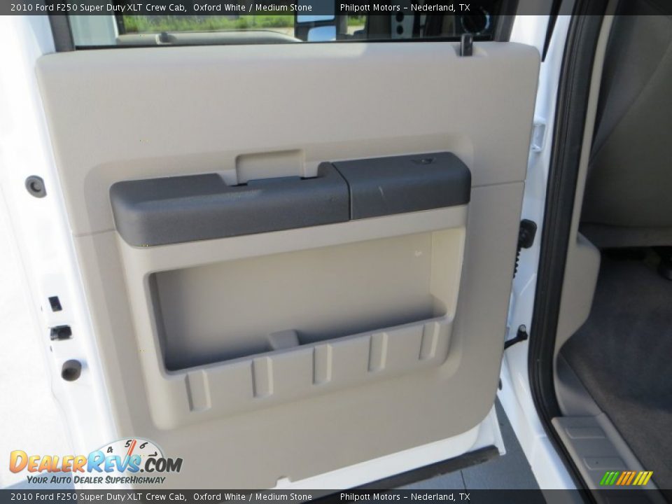 2010 Ford F250 Super Duty XLT Crew Cab Oxford White / Medium Stone Photo #26
