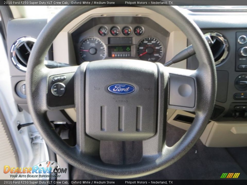 2010 Ford F250 Super Duty XLT Crew Cab Oxford White / Medium Stone Photo #36