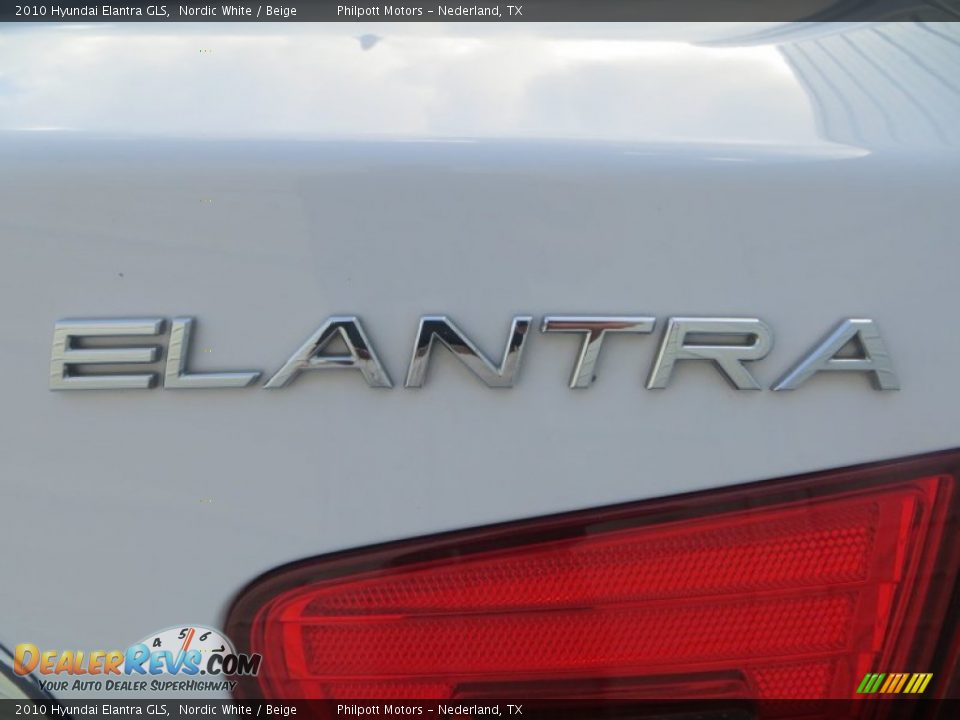 2010 Hyundai Elantra GLS Nordic White / Beige Photo #16