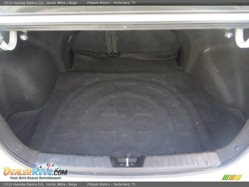 2010 Hyundai Elantra GLS Nordic White / Beige Photo #24