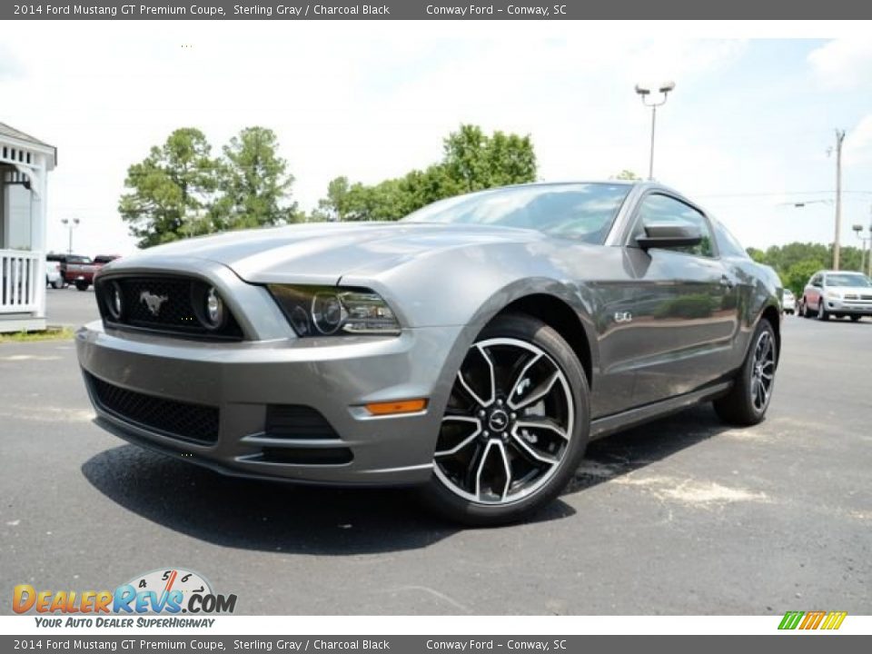 Front 3/4 View of 2014 Ford Mustang GT Premium Coupe Photo #1