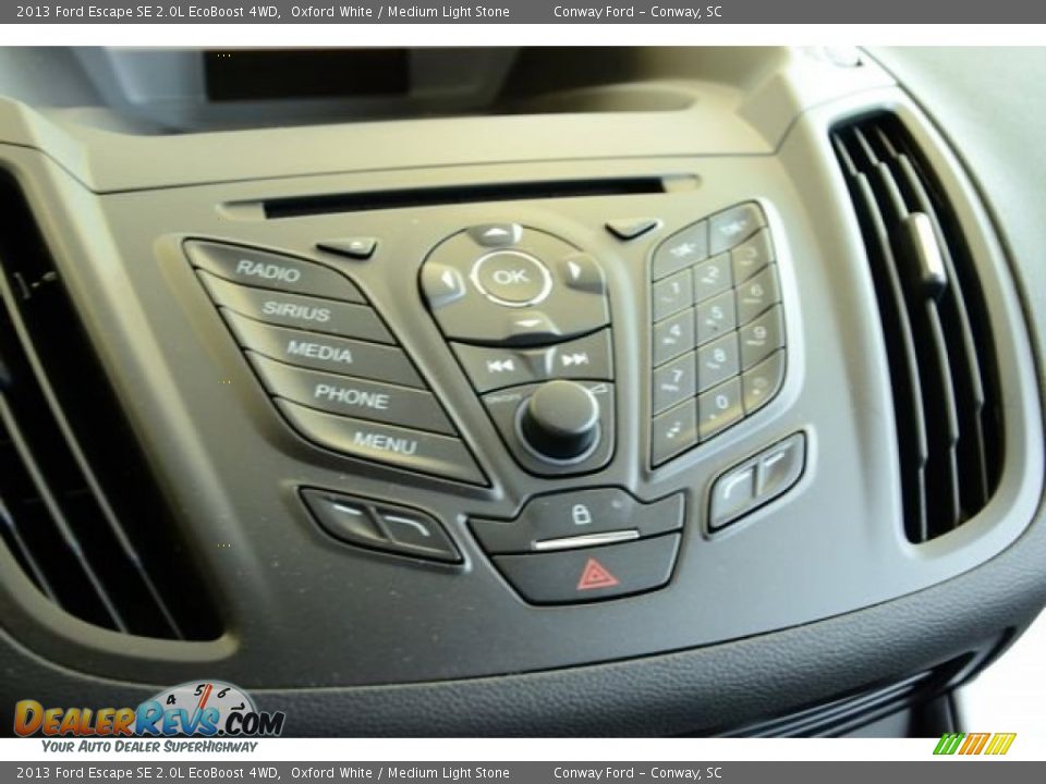 2013 Ford Escape SE 2.0L EcoBoost 4WD Oxford White / Medium Light Stone Photo #19