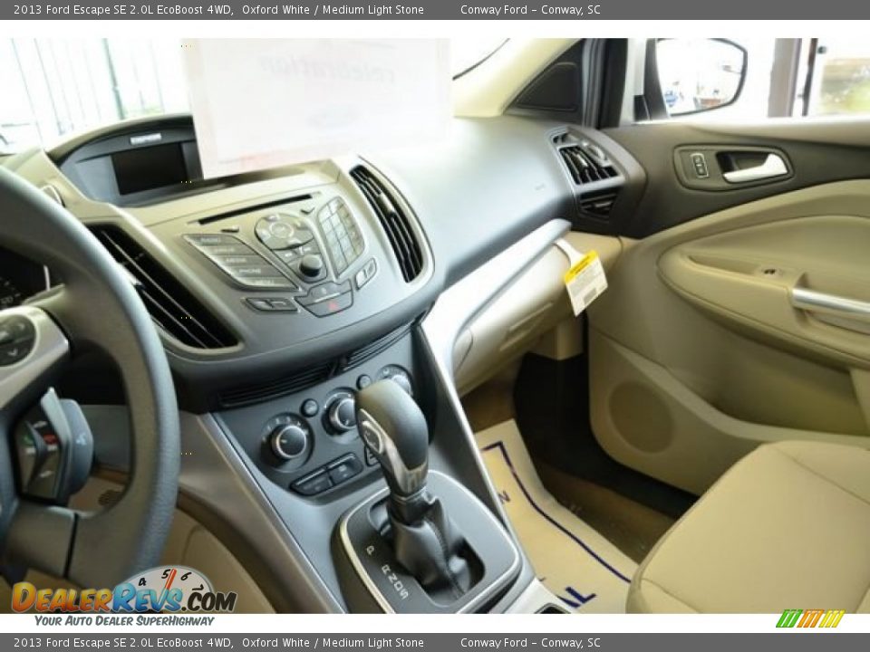2013 Ford Escape SE 2.0L EcoBoost 4WD Oxford White / Medium Light Stone Photo #20