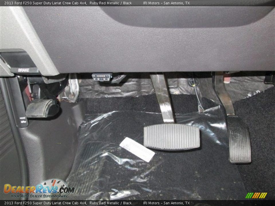 2013 Ford F250 Super Duty Lariat Crew Cab 4x4 Ruby Red Metallic / Black Photo #23