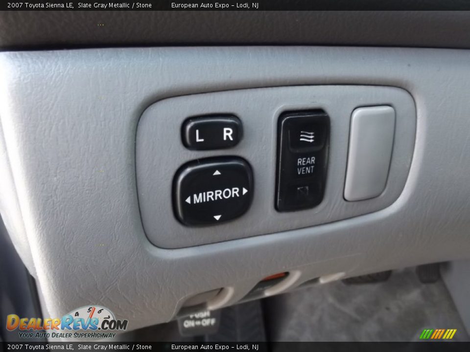 2007 Toyota Sienna LE Slate Gray Metallic / Stone Photo #11