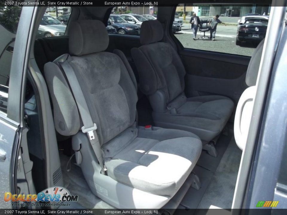 2007 Toyota Sienna LE Slate Gray Metallic / Stone Photo #26