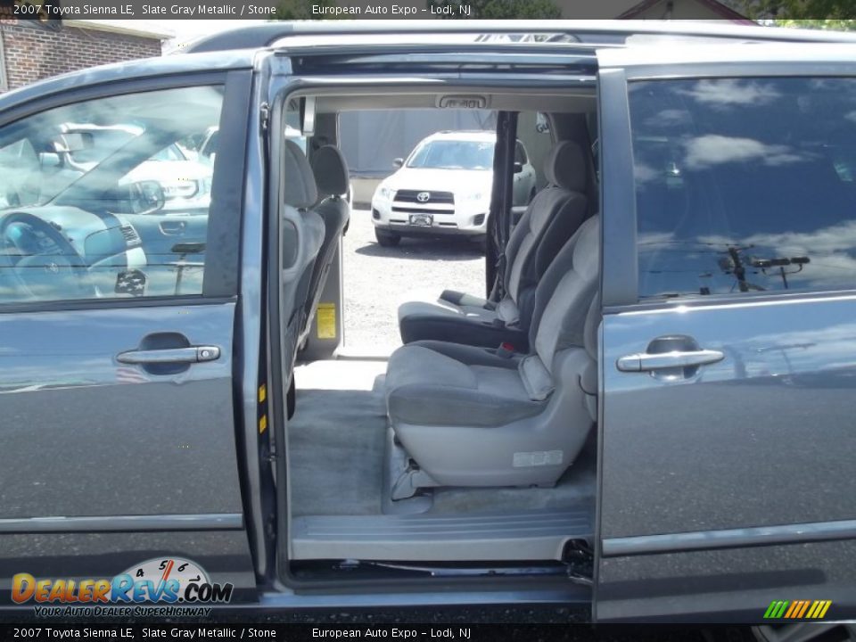 2007 Toyota Sienna LE Slate Gray Metallic / Stone Photo #29