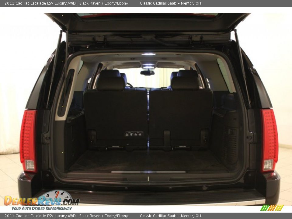 2011 Cadillac Escalade ESV Luxury AWD Black Raven / Ebony/Ebony Photo #22