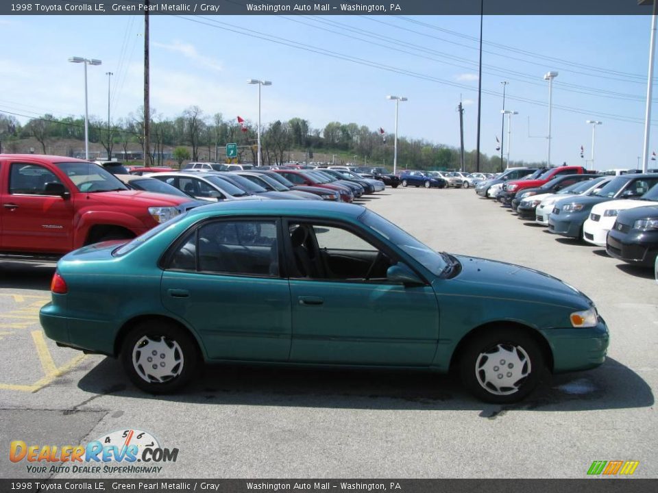 1998 Toyota Corolla LE Green Pearl Metallic / Gray Photo #6