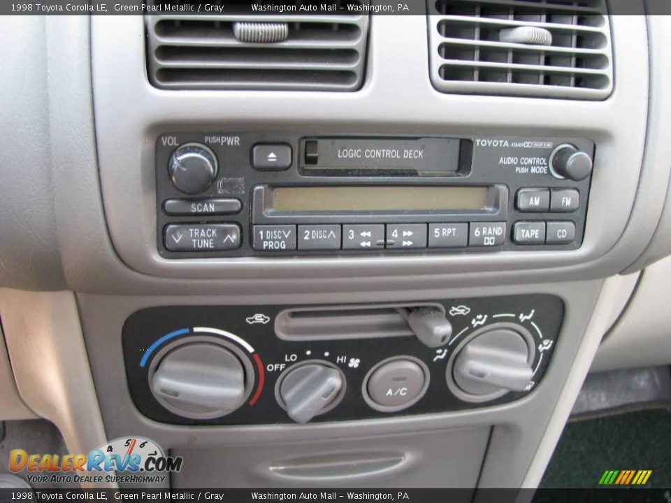 1998 Toyota Corolla LE Green Pearl Metallic / Gray Photo #13