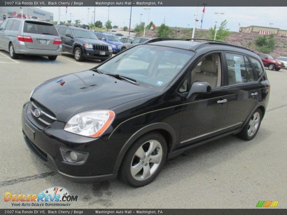 Front 3/4 View of 2007 Kia Rondo EX V6 Photo #5