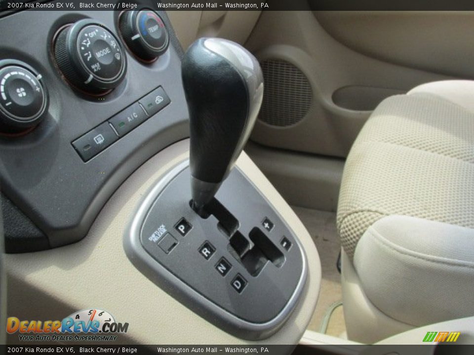 2007 Kia Rondo EX V6 Shifter Photo #17