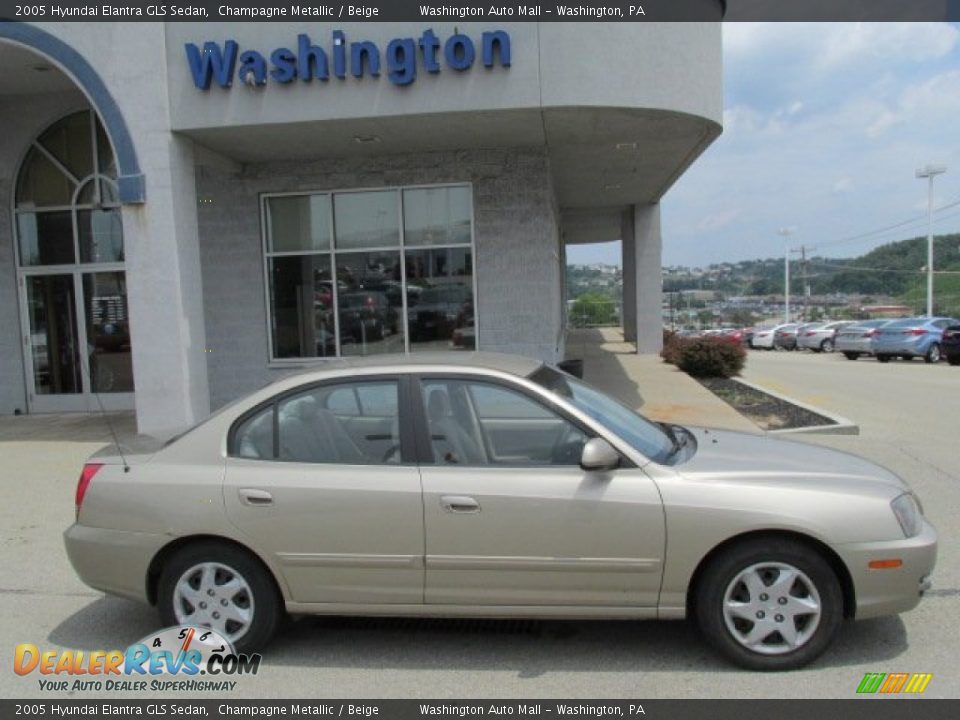 2005 Hyundai Elantra GLS Sedan Champagne Metallic / Beige Photo #2
