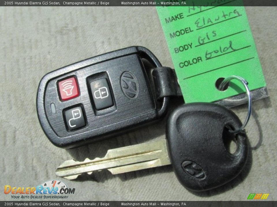 2005 Hyundai Elantra GLS Sedan Champagne Metallic / Beige Photo #15