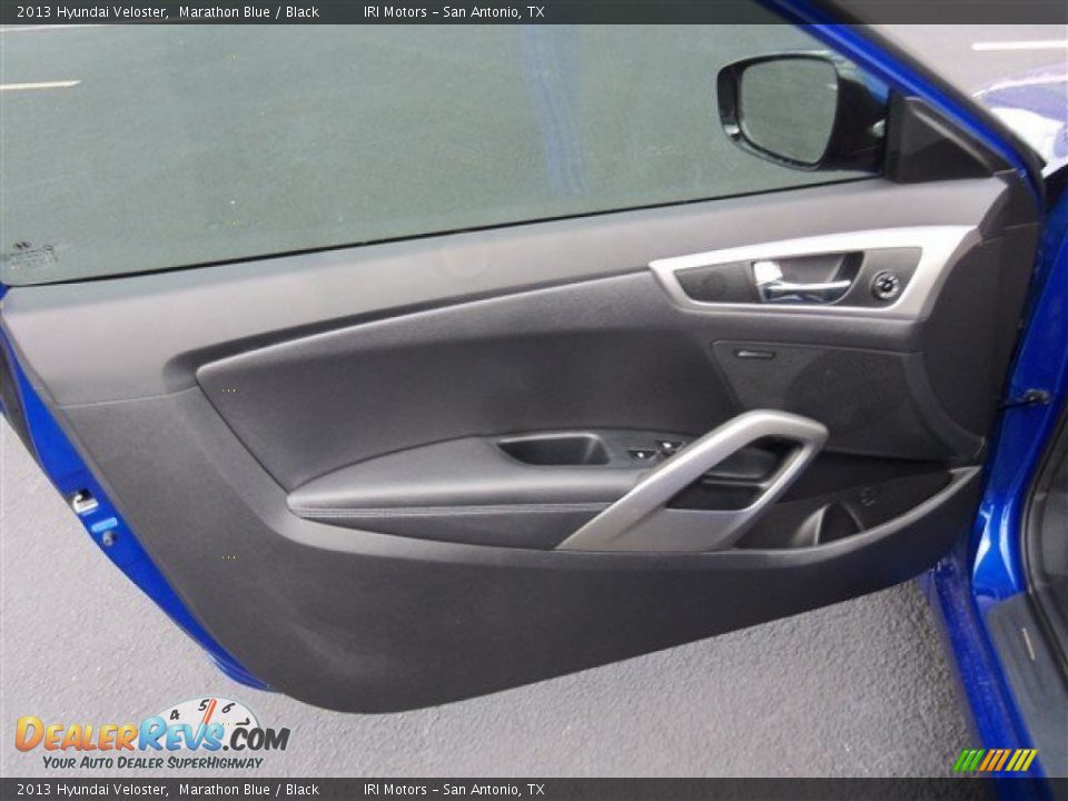 2013 Hyundai Veloster Marathon Blue / Black Photo #8