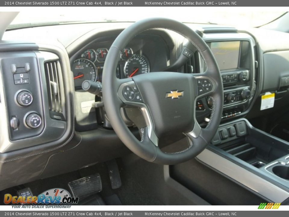 Dashboard of 2014 Chevrolet Silverado 1500 LTZ Z71 Crew Cab 4x4 Photo #28