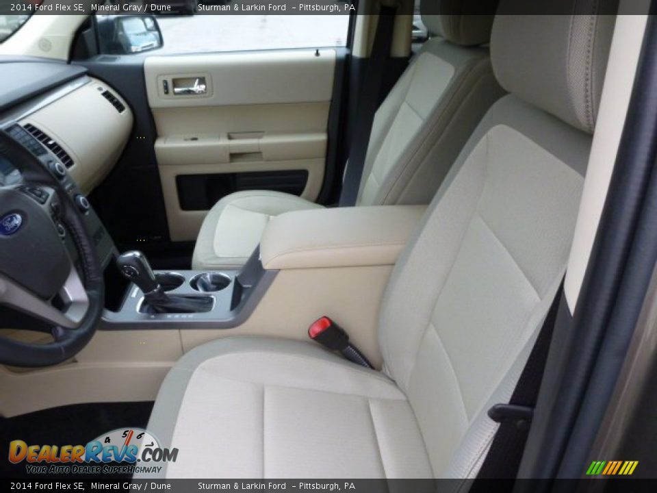 Front Seat of 2014 Ford Flex SE Photo #8