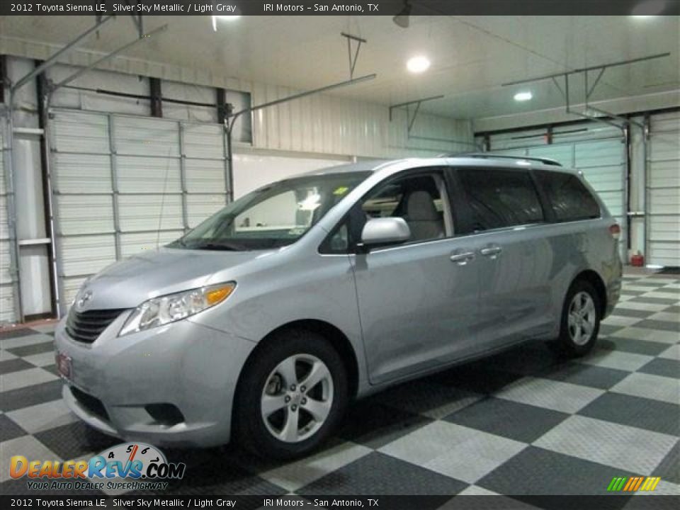 2012 Toyota Sienna LE Silver Sky Metallic / Light Gray Photo #4