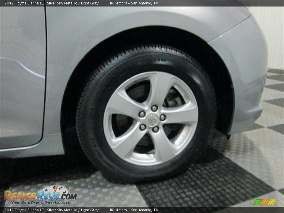 2012 Toyota Sienna LE Silver Sky Metallic / Light Gray Photo #8