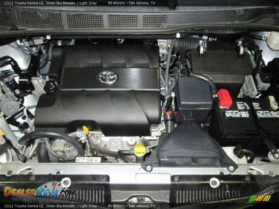 2012 Toyota Sienna LE Silver Sky Metallic / Light Gray Photo #23