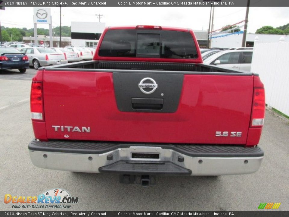 2010 Nissan Titan SE King Cab 4x4 Red Alert / Charcoal Photo #7