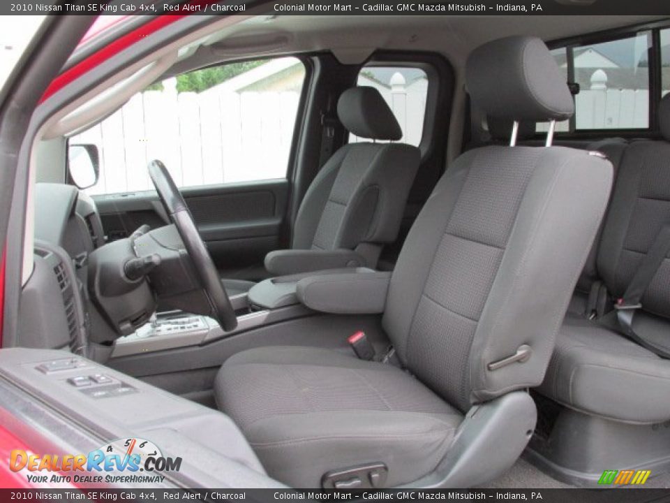 Front Seat of 2010 Nissan Titan SE King Cab 4x4 Photo #11