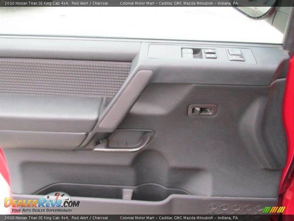 2010 Nissan Titan SE King Cab 4x4 Red Alert / Charcoal Photo #13